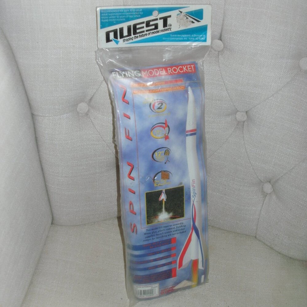 Quest Spin Fin Flying Model Rocket Kit - #Q2009 Rocketry Science STEM Activity